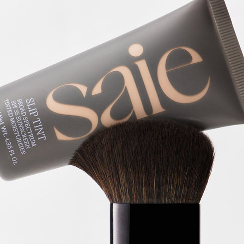 01 - Slip Tint - Lightweight Tinted Moisturizer With Hyaluronic Acid - GLAM MODA