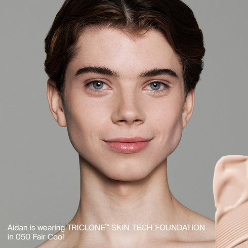 050 Fair Cool - Triclone™ Skin Tech Medium Coverage Foundation - GLAM MODA