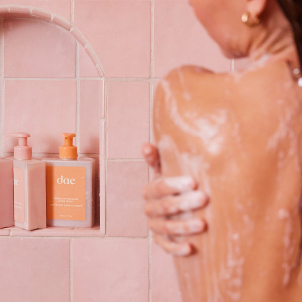 Signature Beaming Body Wash