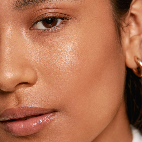 5.5 - Slip Tint - Lightweight Tinted Moisturizer With Hyaluronic Acid - GLAM MODA