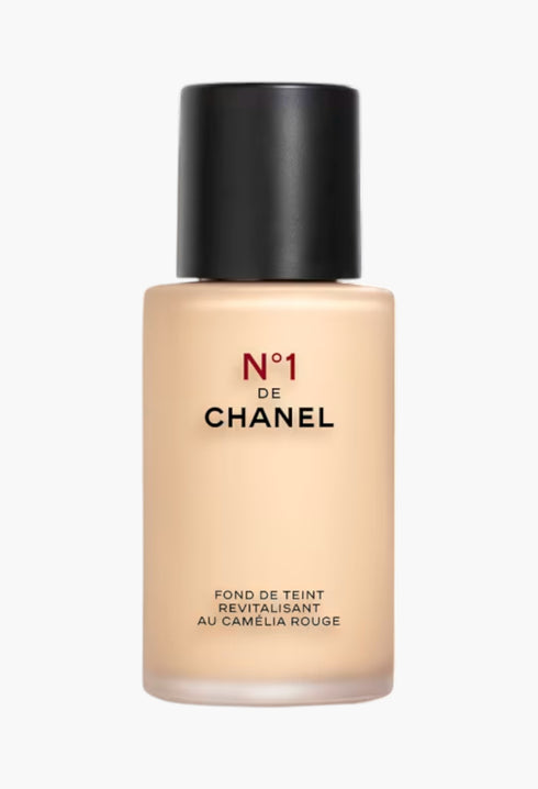N°1 De Chanel Revitalising Foundation Illuminates - Hydrates - Protects - GLAM MODA