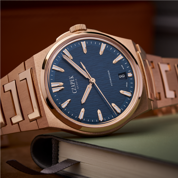 Antarctique Mount Erebus Deep Blue Full Rose Gold 5N