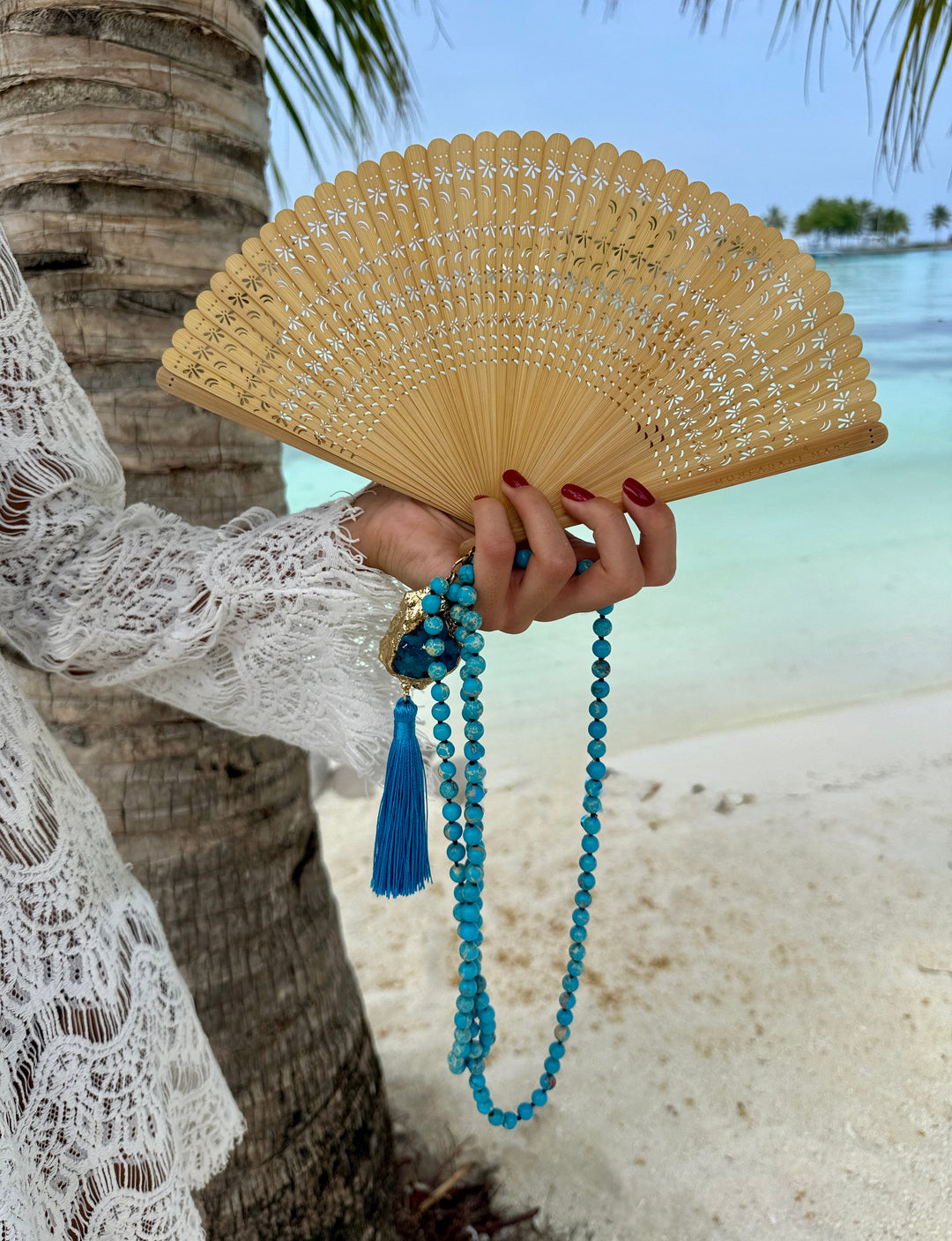 Bamboo Fantastique Fan - GLAM MODA