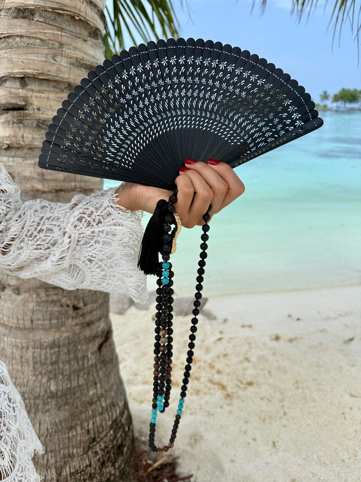 Black Bamboo Fantastique Fan - GLAM MODA