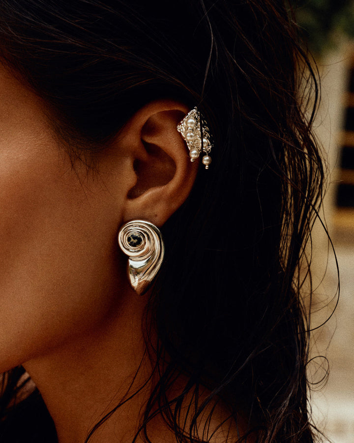 The Palma Pearl Ear Cuff - GLAM MODA