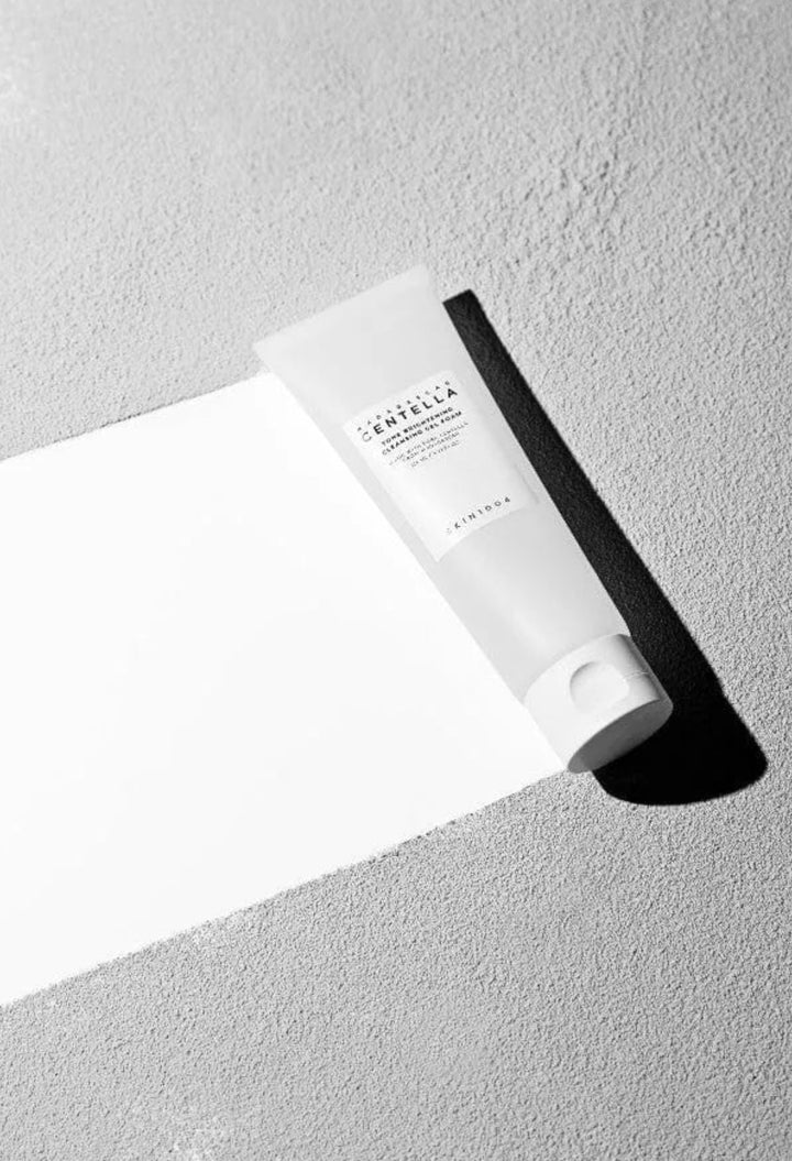 Centella Tone Brightenning Cleansing Gel Foam