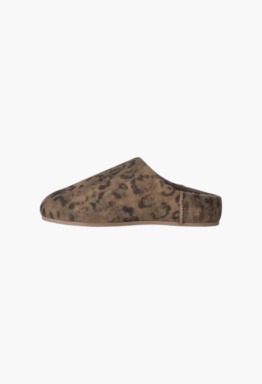 GLAM MODA Elea slip-on slipper in distressed cheetah print suede with a padded silhouette and rubber outsole.