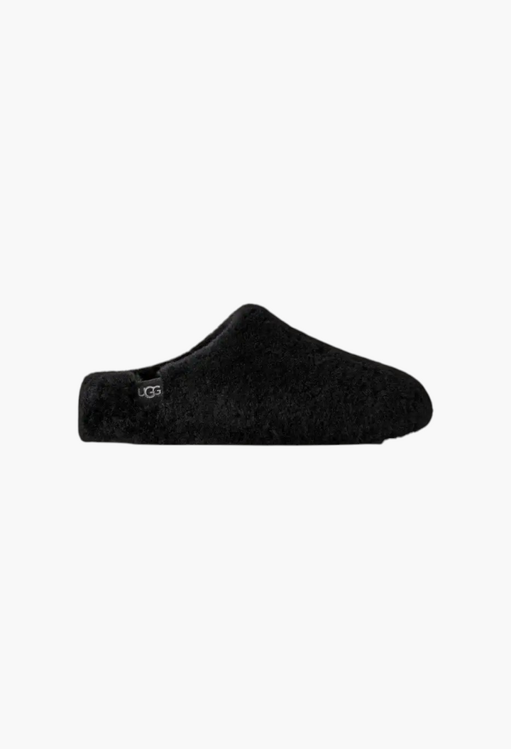 GLAM MODA black sheepskin Elea fluffed slip-on slipper with UGG logo label and minimalist padded silhouette