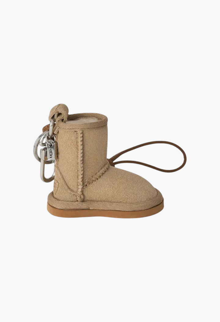 GLAM MODA beige suede mini classic boot keychain with metal hardware and PU leather strap