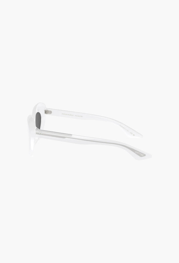 1968C OV5523SU 176087 White Sunglasses