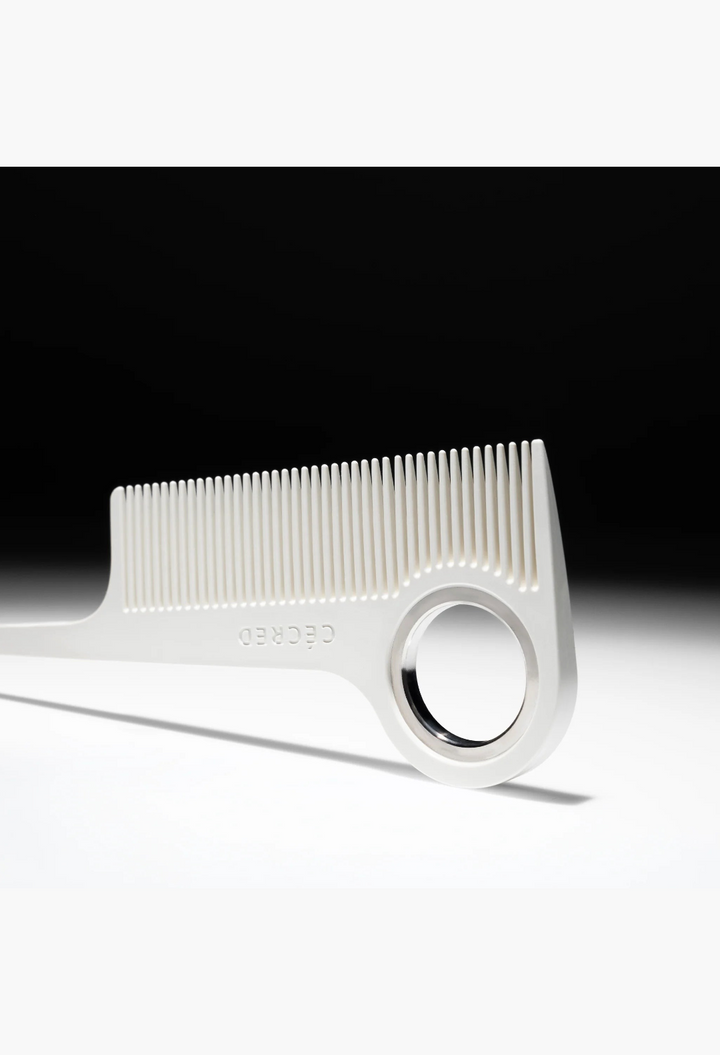 GLAM MODA white parting tail comb with fine teeth and a circular metal hanging ring for precise hair styling