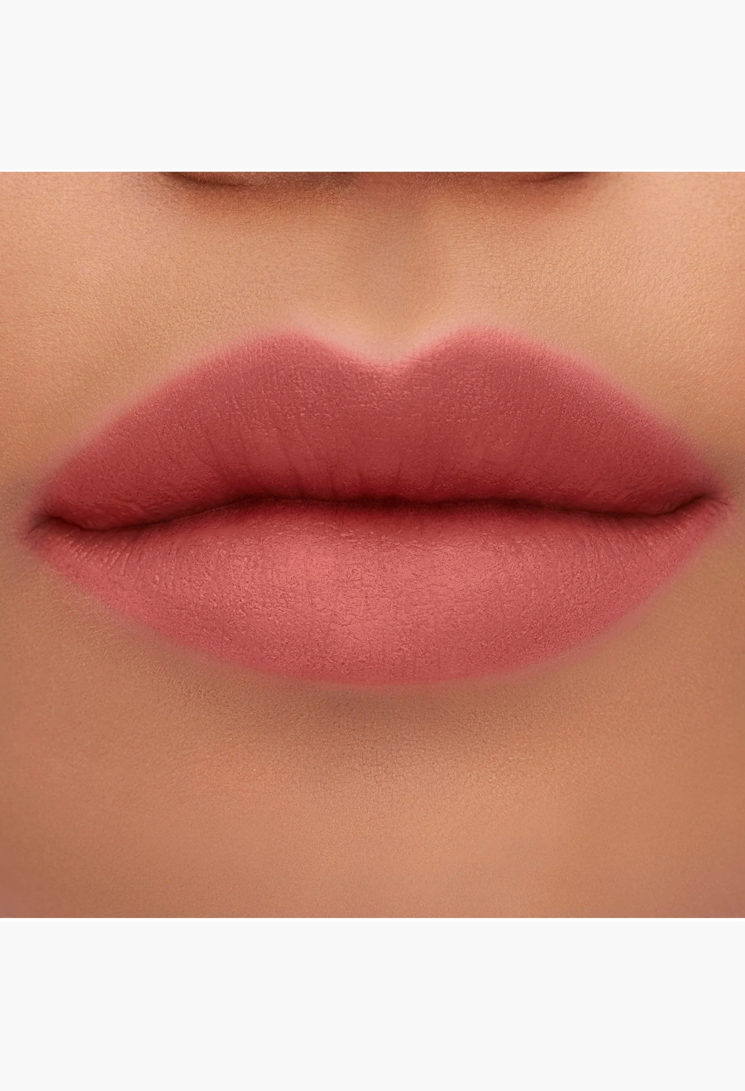 GLAM MODA Yves Saint Laurent The Inks Blurring Matte Liquid Lip Stain showing a soft-focus smoked-blur lip effect.