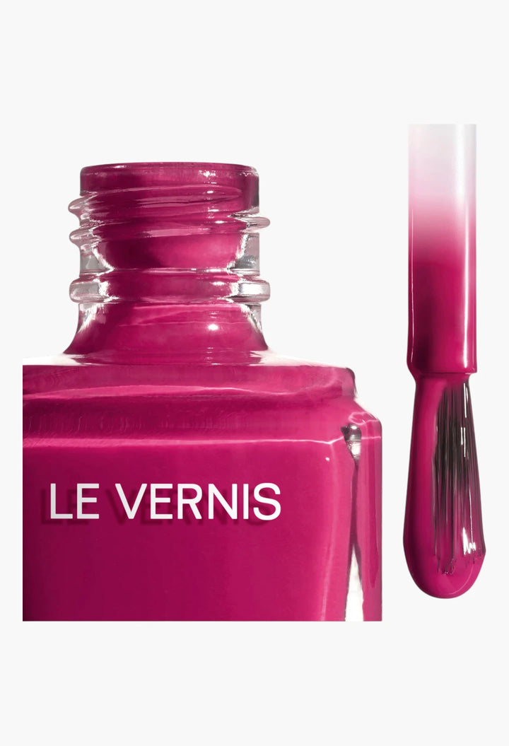 Le Vernis Nail Colour