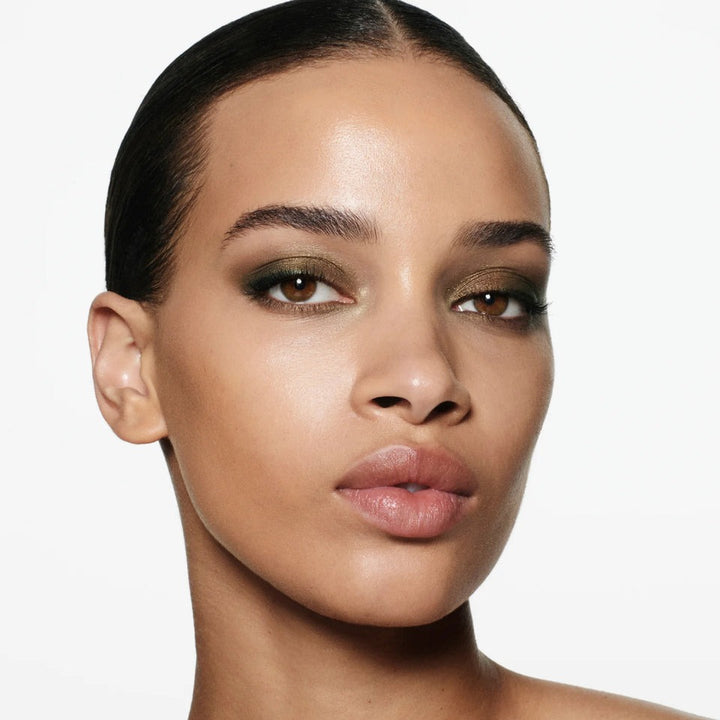 Eye Wardrobe - Multi-Finish Eyeshadow Palette - GLAM MODA