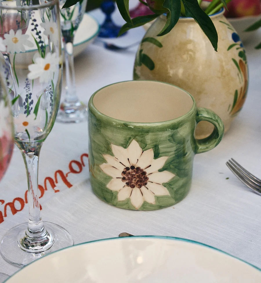 White Lotus Dreams Tea Mug - GLAM MODA