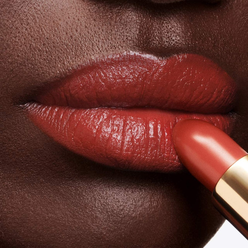 Runway Matte Lipstick Color with Hydrating, 12H Longwear - GLAM MODA