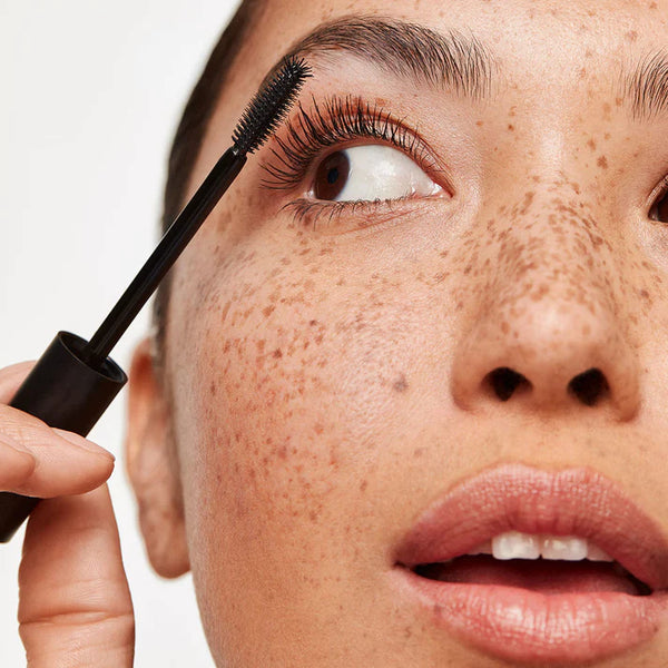 Mascara 101 Thick, Bold, Lifted Lashes