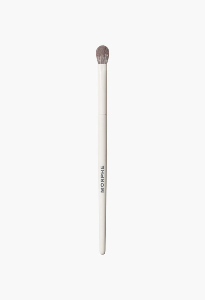 M332 Medium Rounded Blender Eyeshadow Brush - GLAM MODA