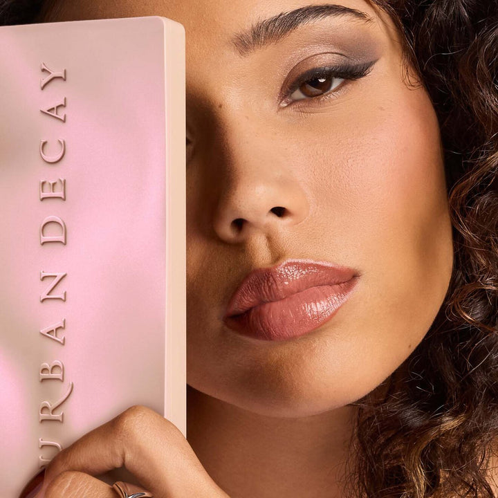 Naked Shaped Cool Eyeshadow Palette - GLAM MODA