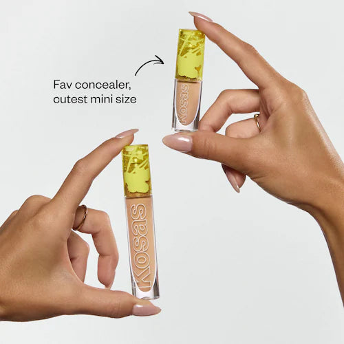 Mini Revealer Super Creamy + Brightening Concealer with Caffeine and Hyaluronic Acid - GLAM MODA