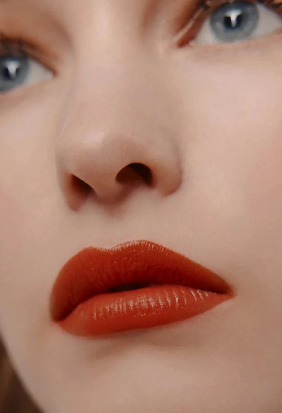 Satin lipstick, Beige Kalahari