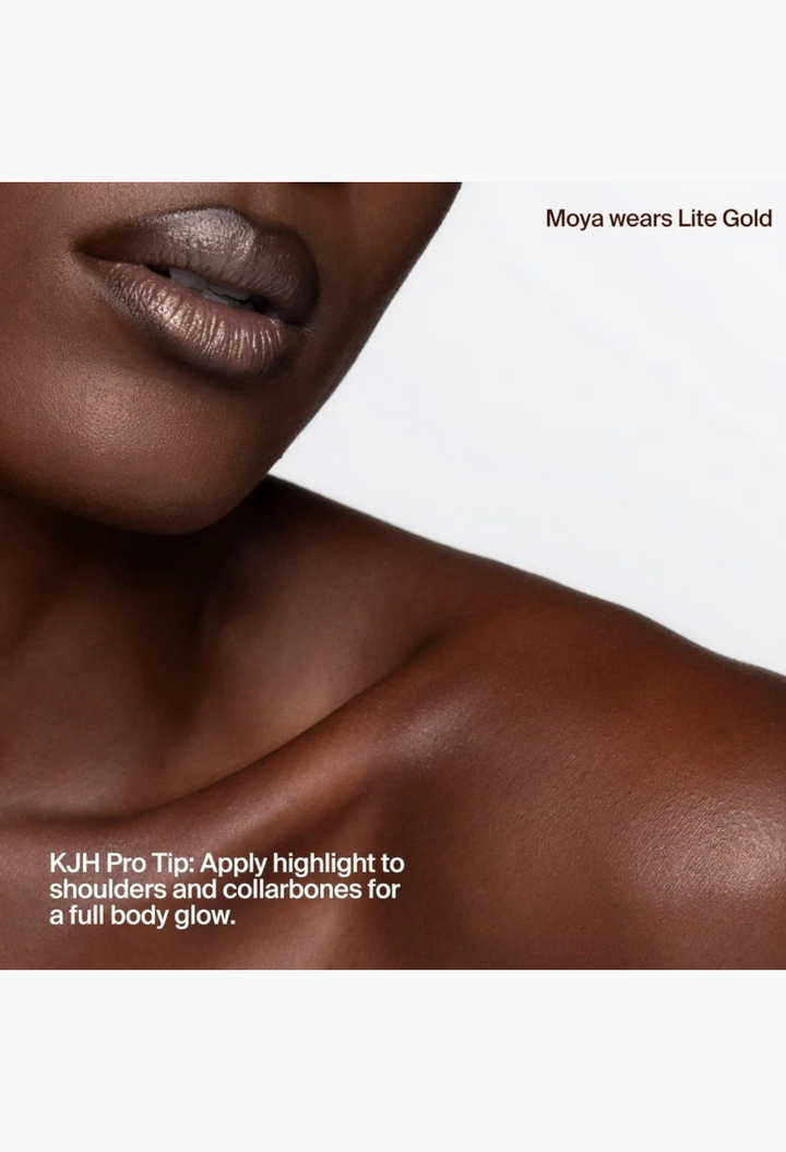 GLAM MODA Hyper Shine Lite Pigment in Lite Gold applied to lips and shoulders for a radiant, luminous glow.
