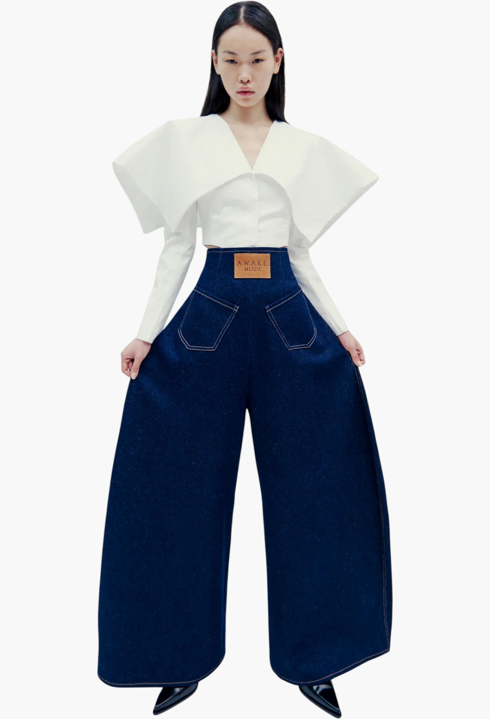 Rounded Back To Front Jeans Indigo Rinse Wash - GLAM MODA