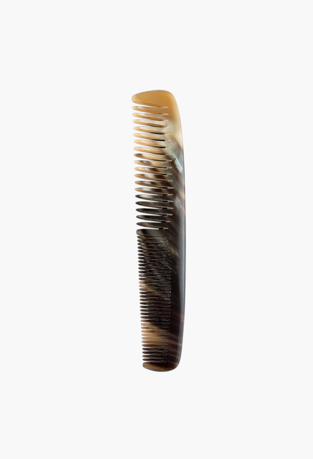GLAM MODA Abbeyhorn 150mm pocket comb made of natural ox horn with wide and fine teeth in a marbled brown finish.