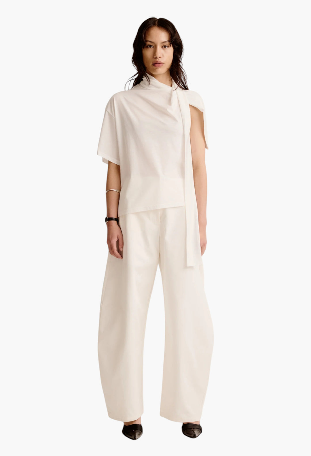 Aria Twist Tee - GLAM MODA