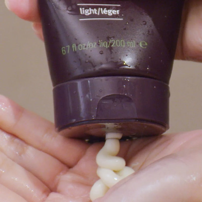 Aveda Invati Ultra Advanced Thickening Conditioner - Light 200ml - GLAM MODA