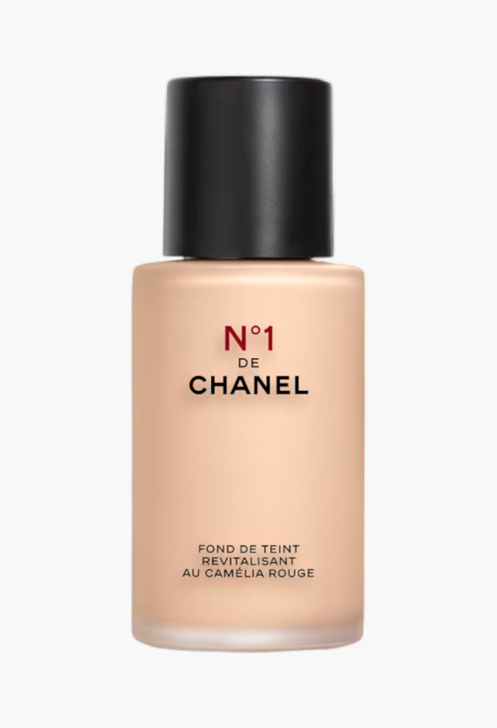 N°1 De Chanel Revitalising Foundation Illuminates - Hydrates - Protects - GLAM MODA
