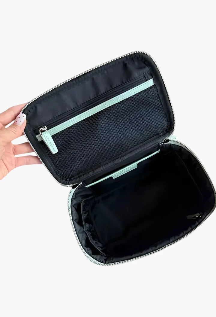 Medium Train Case