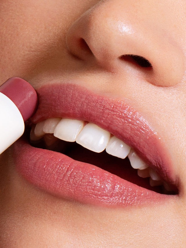 Balmy Tint Hydrating Lip Balm - GLAM MODA