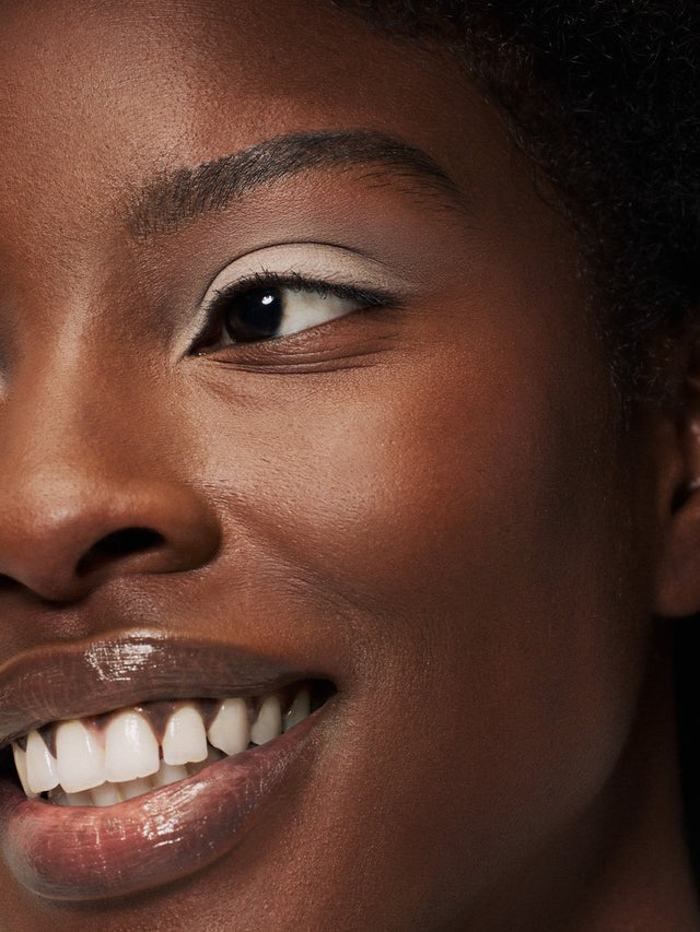 Bisque - Eye Stylus Shadow Stick - GLAM MODA