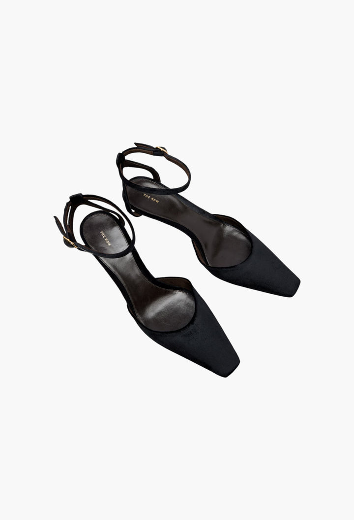 Black - Carla 45 Velvet Pumps - GLAM MODA