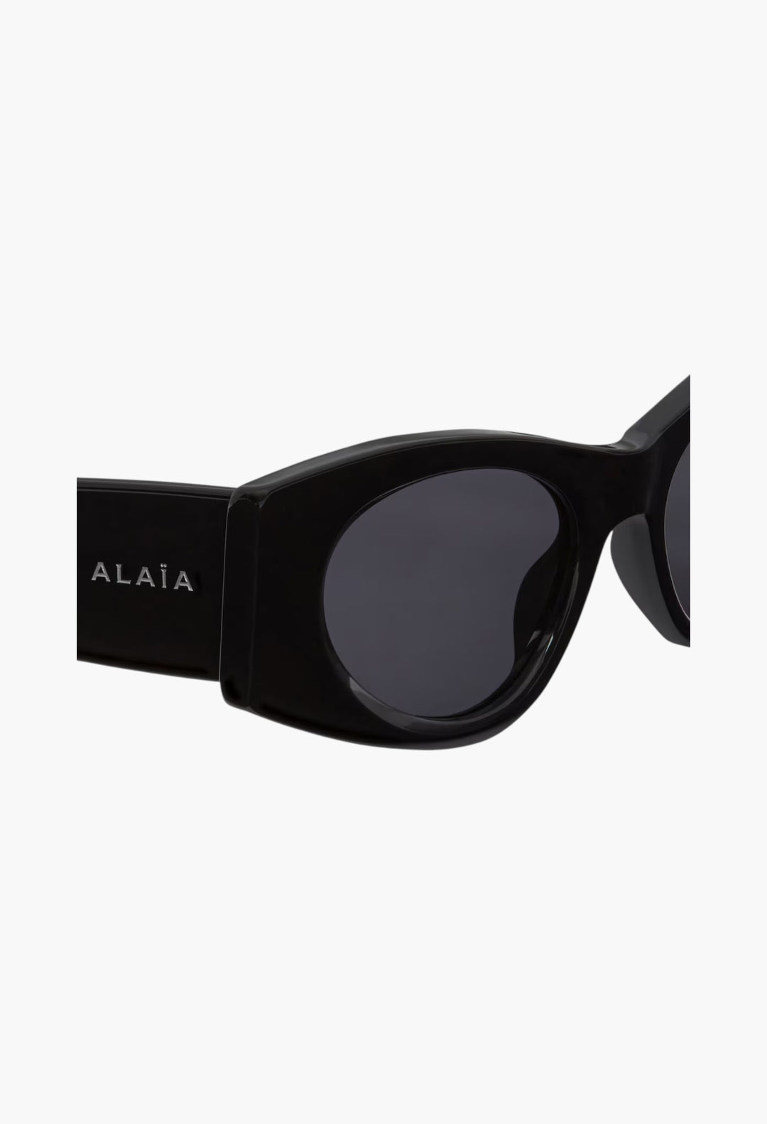 Black - Cat Eye Sunglasses - GLAM MODA