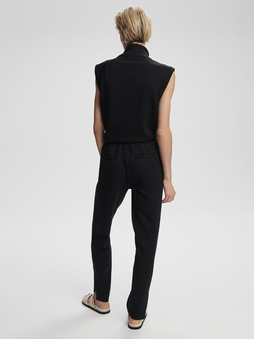 Black - Loretta Half-Zip Sleeveless Sweat - GLAM MODA