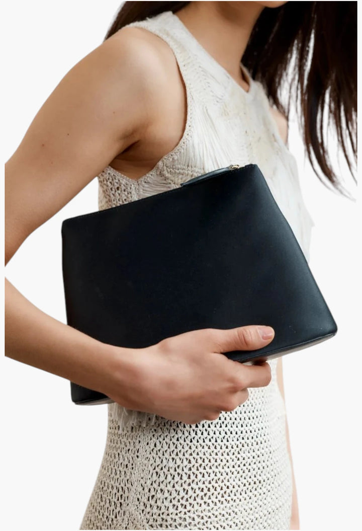 Zip Clutch