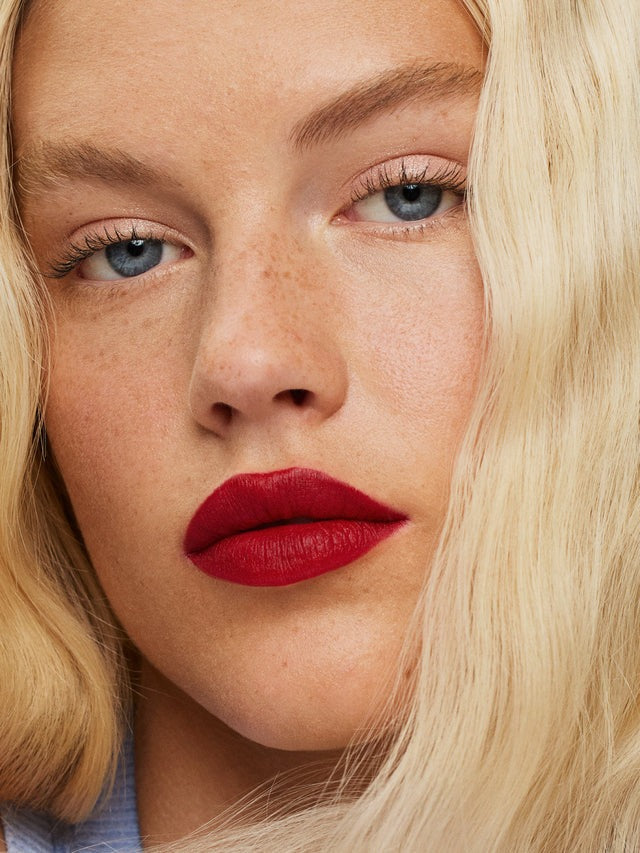 Case Study - Lip Sketch Hydrating Crayon - GLAM MODA