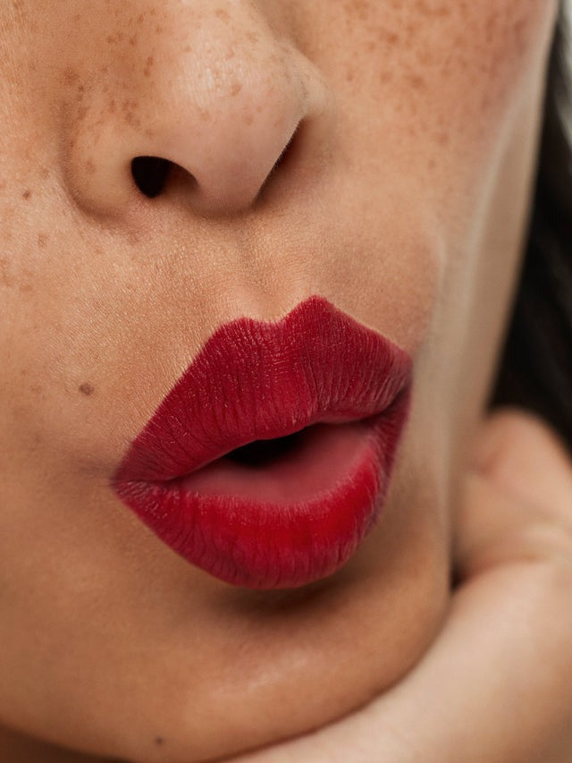 Case Study - Lip Sketch Hydrating Crayon - GLAM MODA