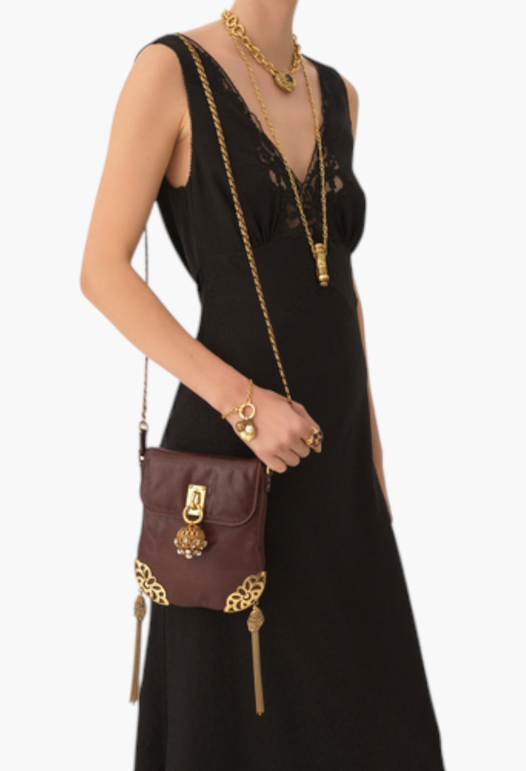 Château Treasures Chain Flap Bag In Grained Leather - GLAM MODA
