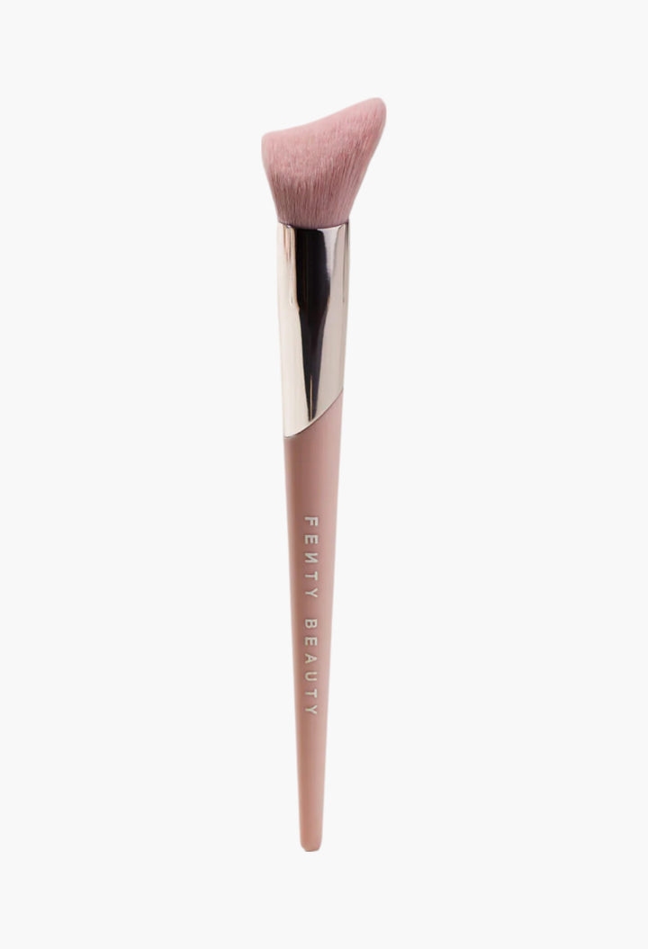 Cheek-Hugging Highlight Brush 120 - GLAM MODA