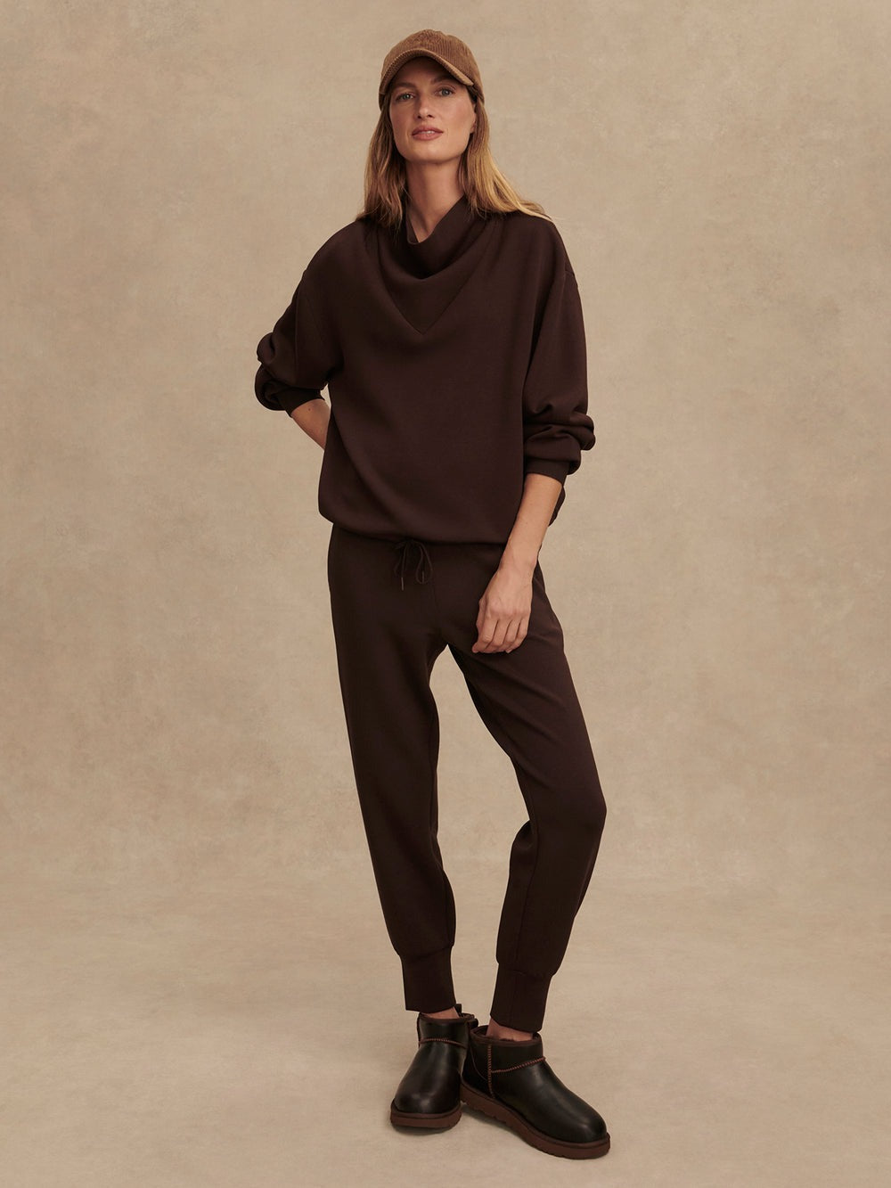 Coffee Bean - The Slim Cuff Pant 25" - GLAM MODA
