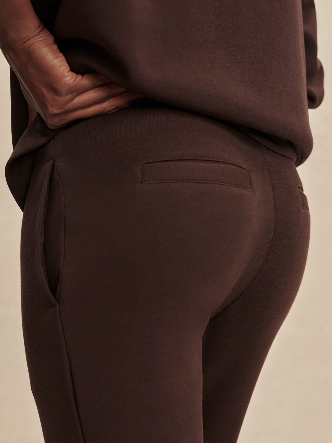 Coffee Bean - The Slim Cuff Pant 30" - GLAM MODA