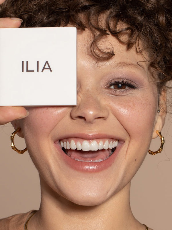 Cool Nude - The Necessary Eyeshadow Palette