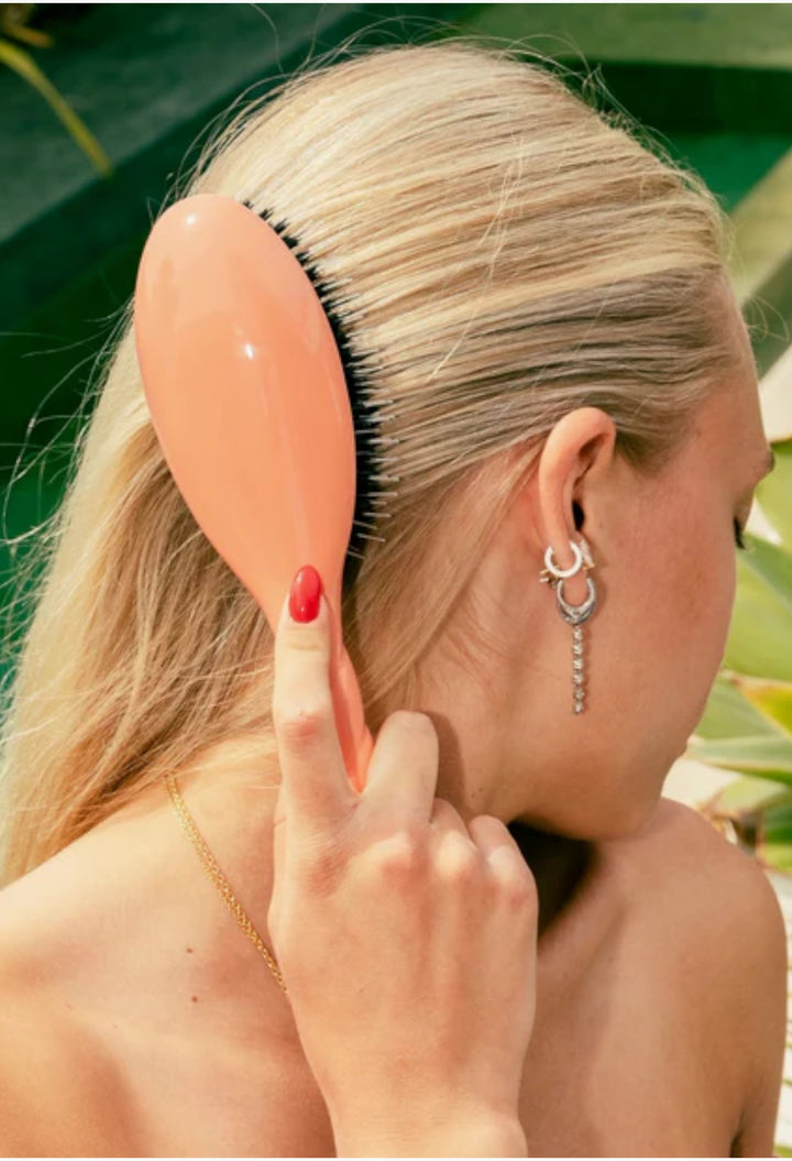Coral - The Essential Detangling & Care Brush - GLAM MODA