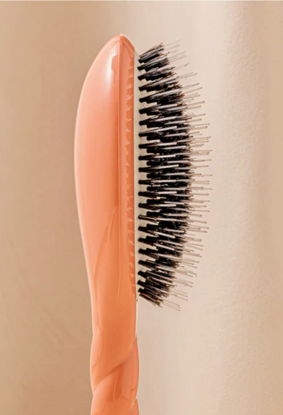 Coral - The Essential Detangling & Care Brush - GLAM MODA