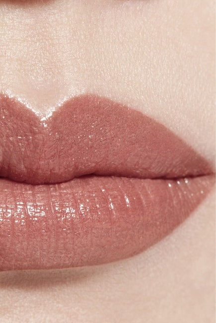 À Demi-Mot 196 - Rouge Allure Lipstick