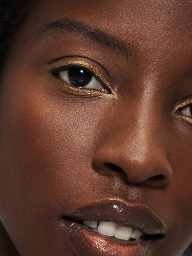 Divine - Eye Stylus Shadow Stick - GLAM MODA