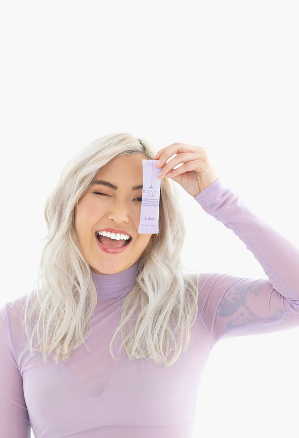 Blonde Ale Vibrance-Boosting Brightening Powder